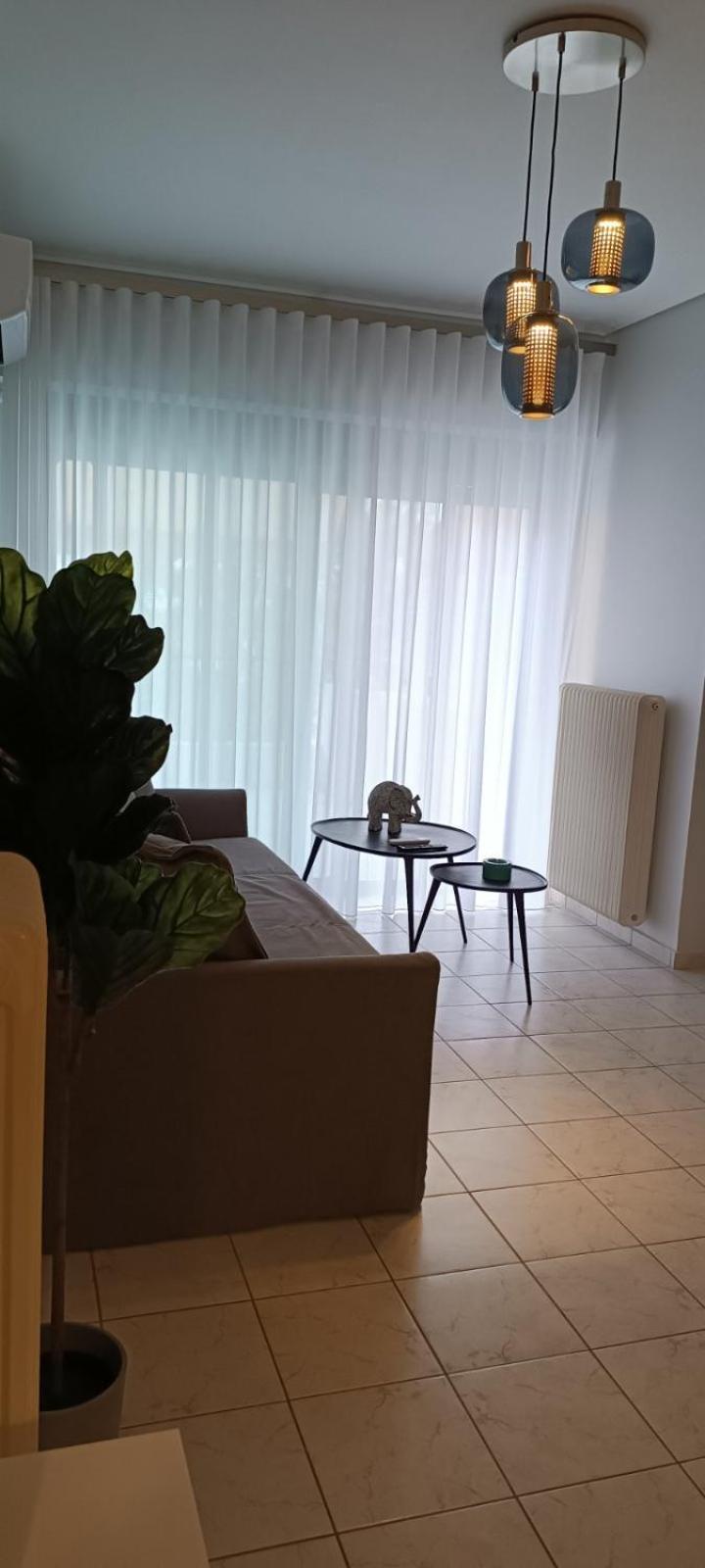 The Cozy Seaside Apartment Nafpaktos Bagian luar foto